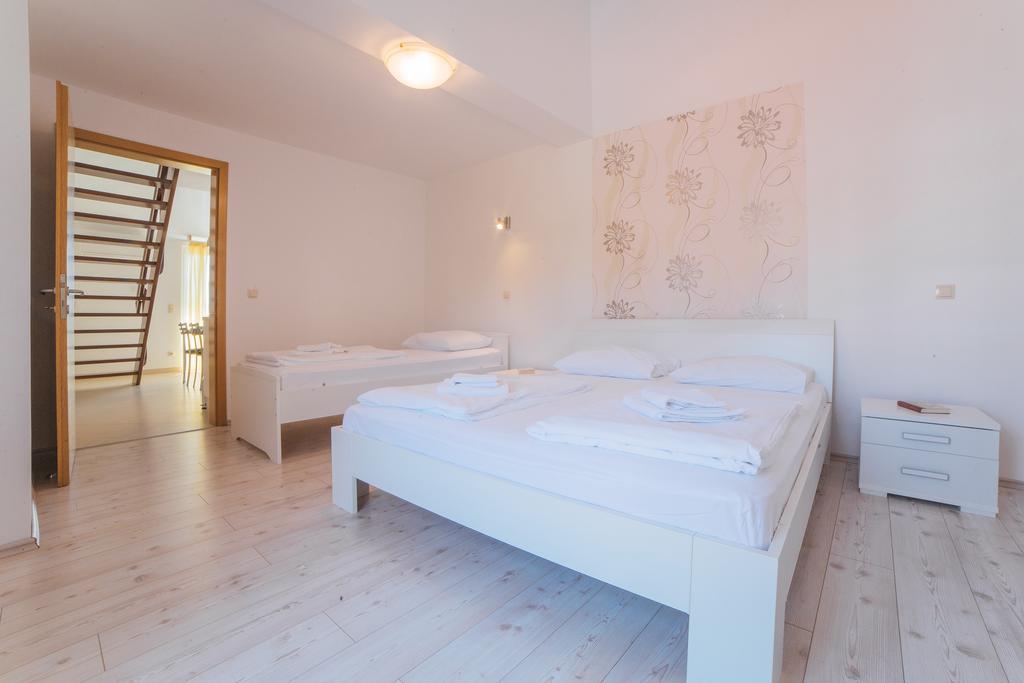 Apartments Sea View Omiš Exterior foto